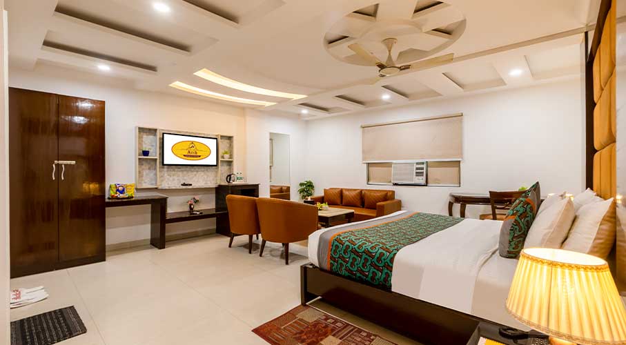 Deluxe room at Arch Hotel Anand International - best hotel in Mahipalpur near airport